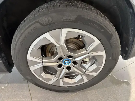 BMW X1 U11 - voiture d'occasion - Photo 13
