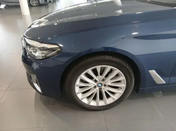 BMW SERIE 5 G30 LCI - voiture d'occasion - Photo 19