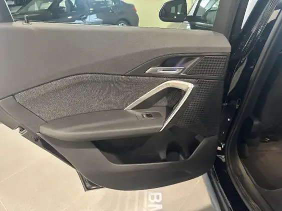 BMW X1 U11 - voiture d'occasion - Photo 10