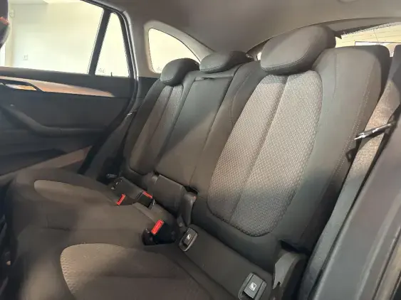 BMW X1 F48 LCI - voiture d'occasion - Photo 11
