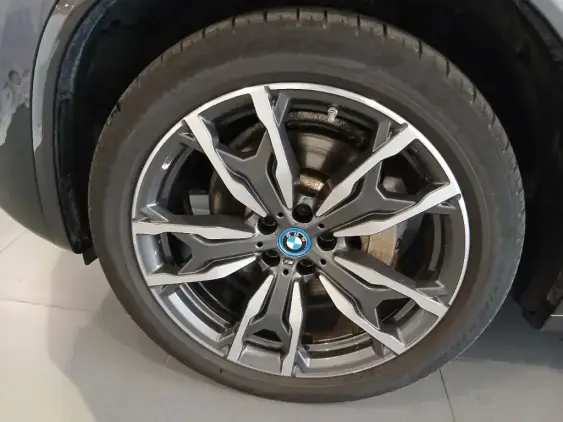 BMW X3 III - voiture d'occasion - Photo 11
