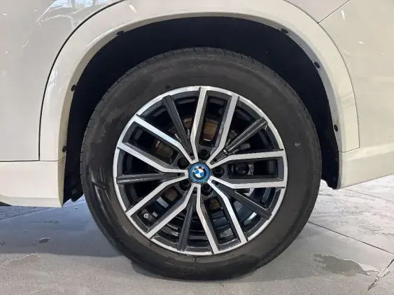 BMW iX1 U11 - voiture d'occasion - Photo 14