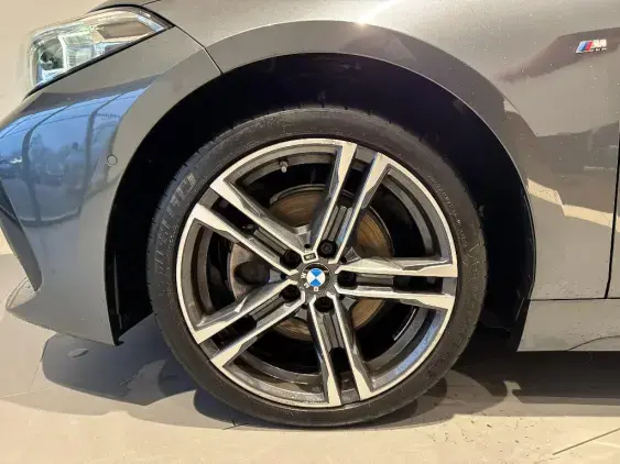 BMW SERIE 1 F40 - voiture d'occasion - Photo 17