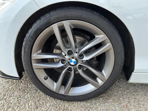 BMW SERIE 1 F20 LCI2 - voiture d'occasion - Photo 16