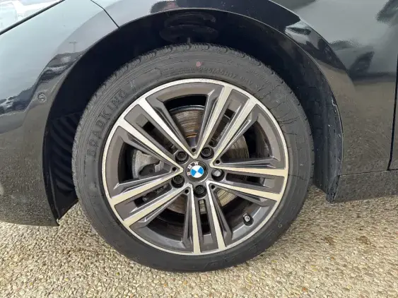 BMW SERIE 1 F40 - voiture d'occasion - Photo 17