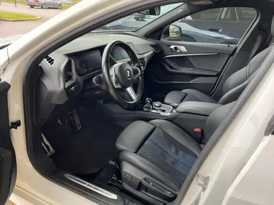 BMW SERIE 1 F40 - voiture d'occasion - Photo 14