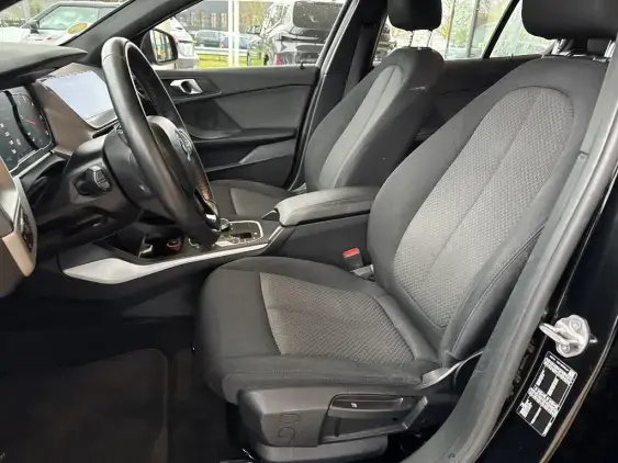 BMW SERIE 1 F40 - voiture d'occasion - Photo 15