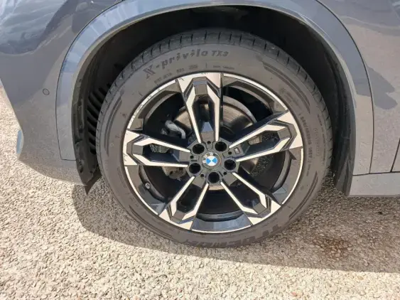 BMW X1 U11 - voiture d'occasion - Photo 18