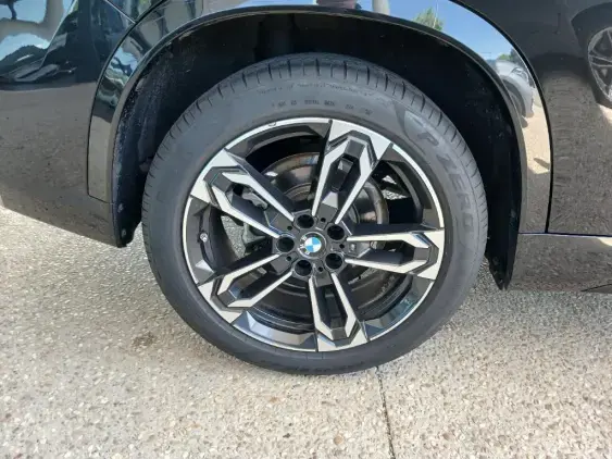 BMW X1 U11 - voiture d'occasion - Photo 19