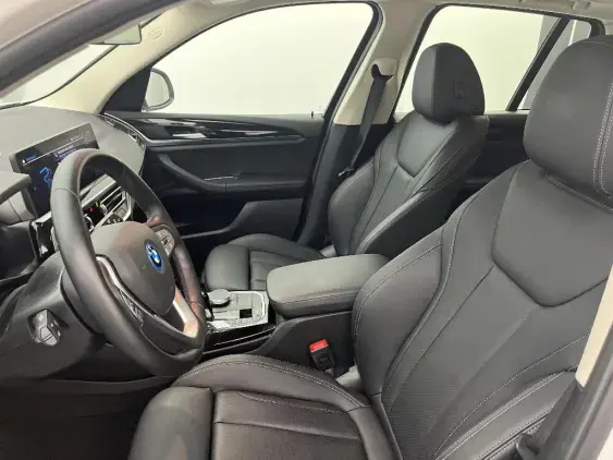 BMW X3 III - voiture d'occasion - Photo 18