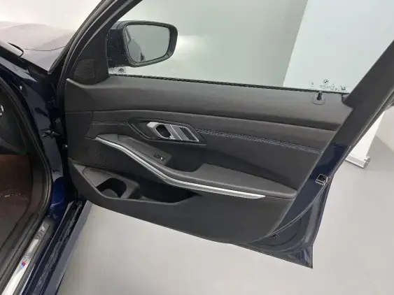 BMW SERIE 3 TOURING VII - voiture d'occasion - Photo 20