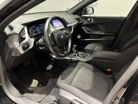 BMW SERIE 1 F40 - voiture d'occasion - Photo 13