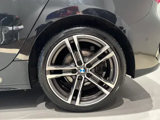 BMW SERIE 1 F40 - voiture d'occasion - Photo 18