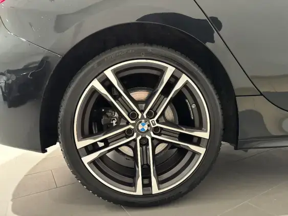 BMW SERIE 1 F40 - voiture d'occasion - Photo 19