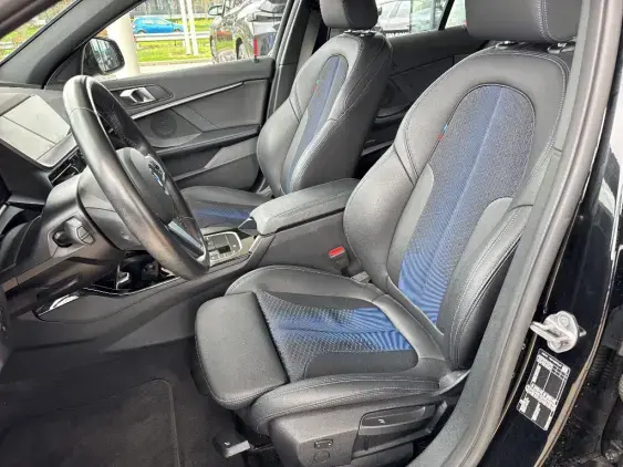 BMW SERIE 1 F40 - voiture d'occasion - Photo 15