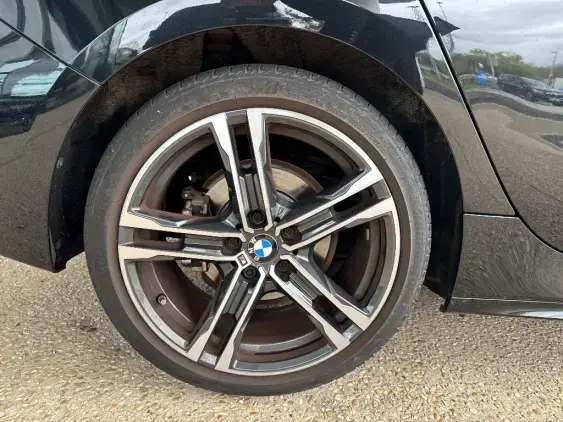 BMW SERIE 1 F40 - voiture d'occasion - Photo 19