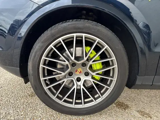 PORSCHE CAYENNE COUPE III - voiture d'occasion - Photo 21