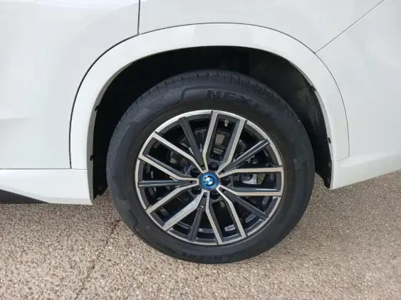 BMW iX1 U11 - voiture d'occasion - Photo 20