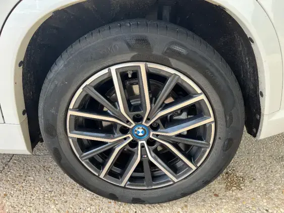 BMW iX1 U11 - voiture d'occasion - Photo 19