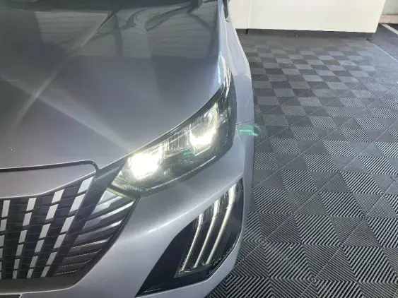 PEUGEOT 2008 II - voiture d'occasion - Photo 21