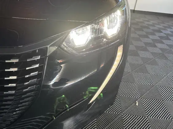 PEUGEOT 208 BUSINESS R II - voiture d'occasion - Photo 19