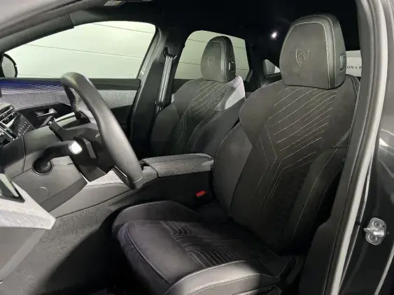 PEUGEOT 3008 II - voiture d'occasion - Photo 17