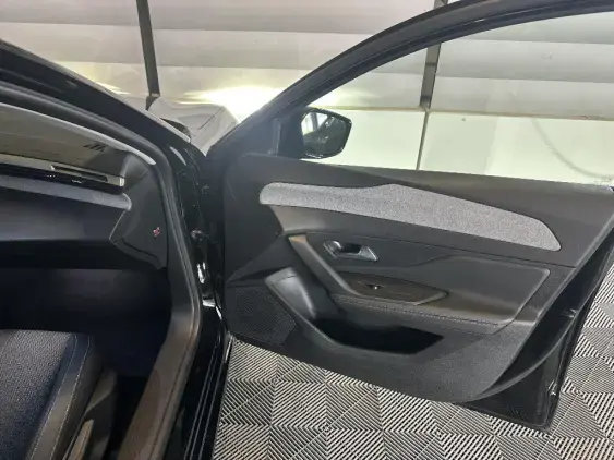 PEUGEOT 308 III - voiture d'occasion - Photo 18