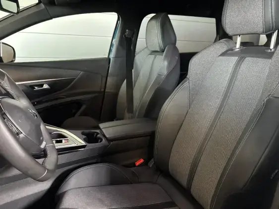 PEUGEOT 5008 II - voiture d'occasion - Photo 16