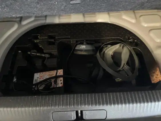 PEUGEOT 2008 ELECTRIQUE II - voiture d'occasion - Photo 16