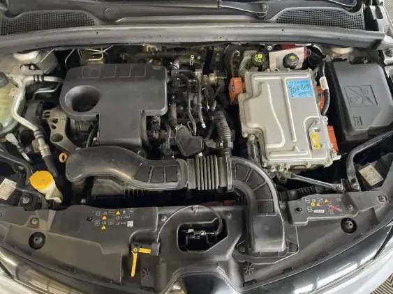 RENAULT CLIO V - voiture d'occasion - Photo 20