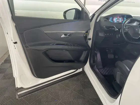 PEUGEOT 3008 II - voiture d'occasion - Photo 18