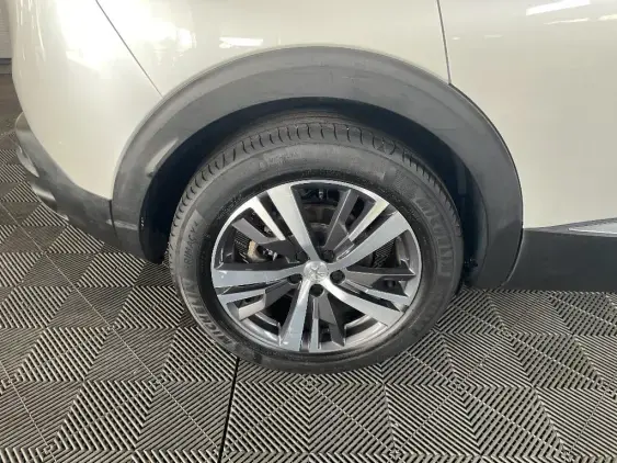 PEUGEOT 3008 II - voiture d'occasion - Photo 24