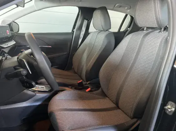 PEUGEOT 208 II - voiture d'occasion - Photo 17