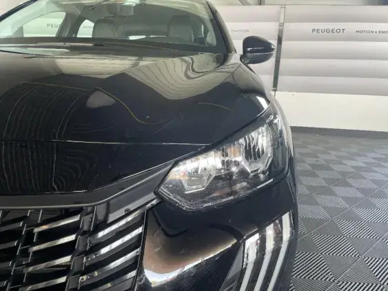 PEUGEOT 208 II - voiture d'occasion - Photo 21