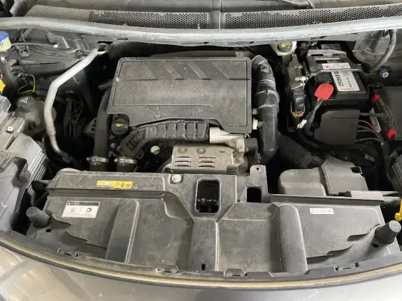 PEUGEOT 3008 II - voiture d'occasion - Photo 20