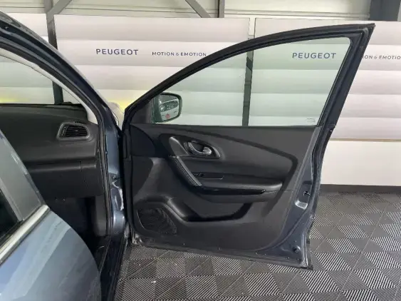 RENAULT KADJAR - voiture d'occasion - Photo 19