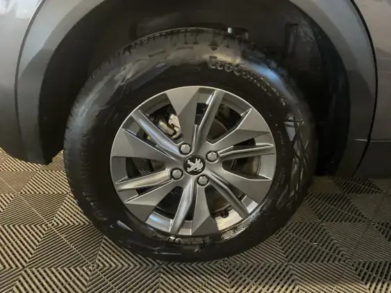 PEUGEOT 2008 II - voiture d'occasion - Photo 22