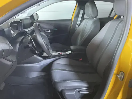 PEUGEOT 208 II - voiture d'occasion - Photo 17