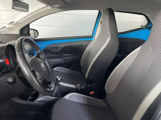 TOYOTA AYGO II - voiture d'occasion - Photo 17