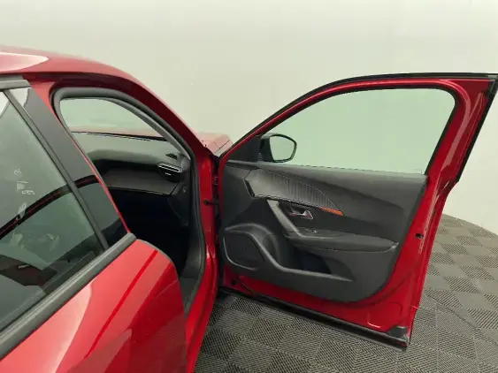 PEUGEOT 2008 ELECTRIQUE II - voiture d'occasion - Photo 19