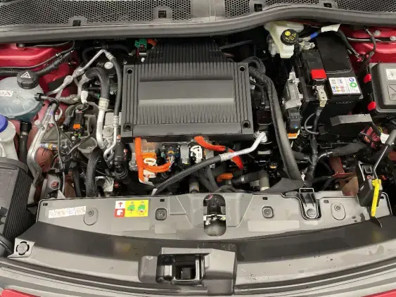 PEUGEOT 2008 ELECTRIQUE II - voiture d'occasion - Photo 20