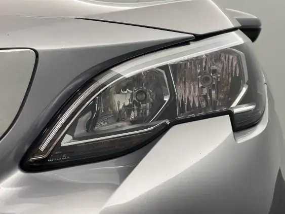 PEUGEOT 3008 II - voiture d'occasion - Photo 22