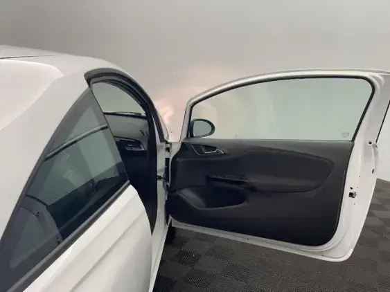 OPEL CORSA E - voiture d'occasion - Photo 20