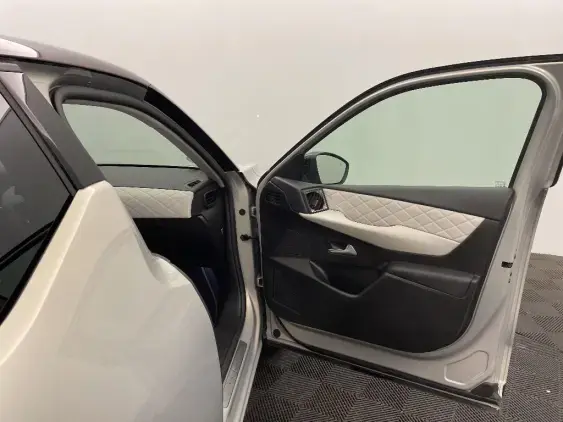 DS DS 3 CROSSBACK I - voiture d'occasion - Photo 20