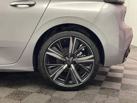 PEUGEOT 308 III - voiture d'occasion - Photo 24