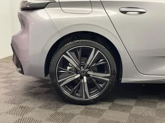 PEUGEOT 308 III - voiture d'occasion - Photo 25