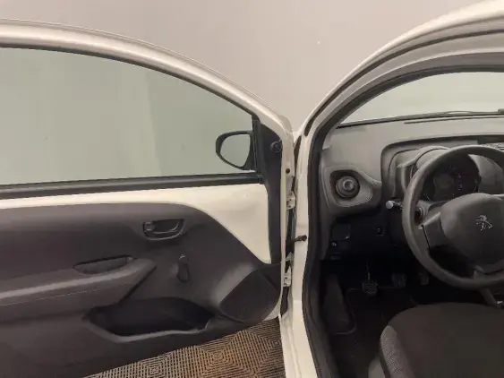 PEUGEOT 108 - voiture d'occasion - Photo 18