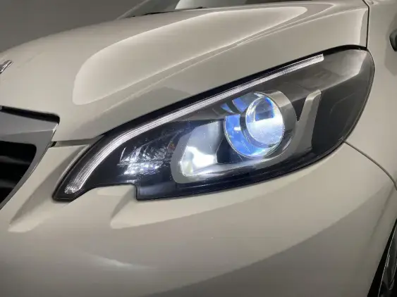 PEUGEOT 108 - voiture d'occasion - Photo 21