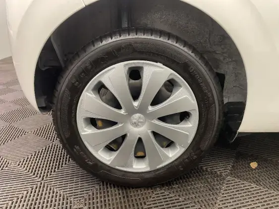 PEUGEOT 108 - voiture d'occasion - Photo 24