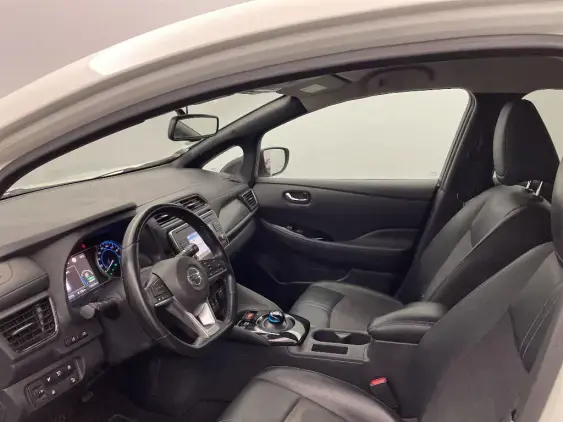 NISSAN LEAF II - voiture d'occasion - Photo 17